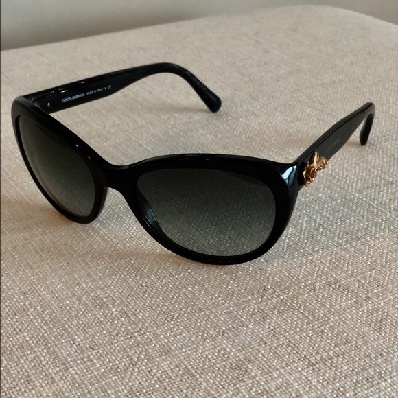 COPY - Dolce & Gabbana rose cat eye sunglasses - Picture 2 of 8